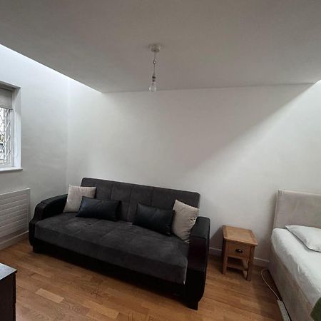 Ferienwohnung Entire Flat In Euston-Kings Cross London Exterior foto